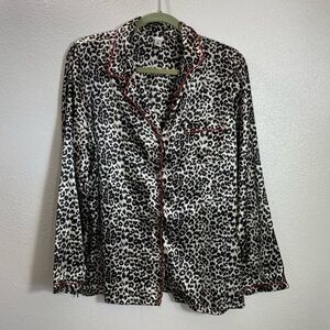Pink K satin leopard print pajama set size L